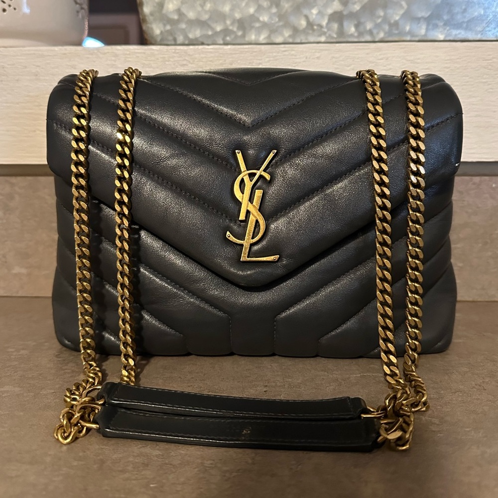 YSL SAINT LAURENT LOULOU SMALL BAG